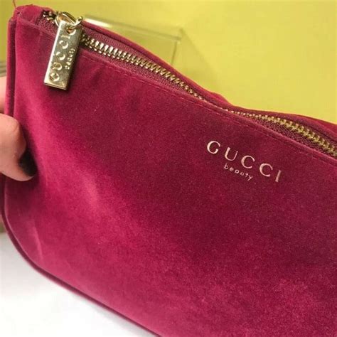 gucci beauty bag velvet